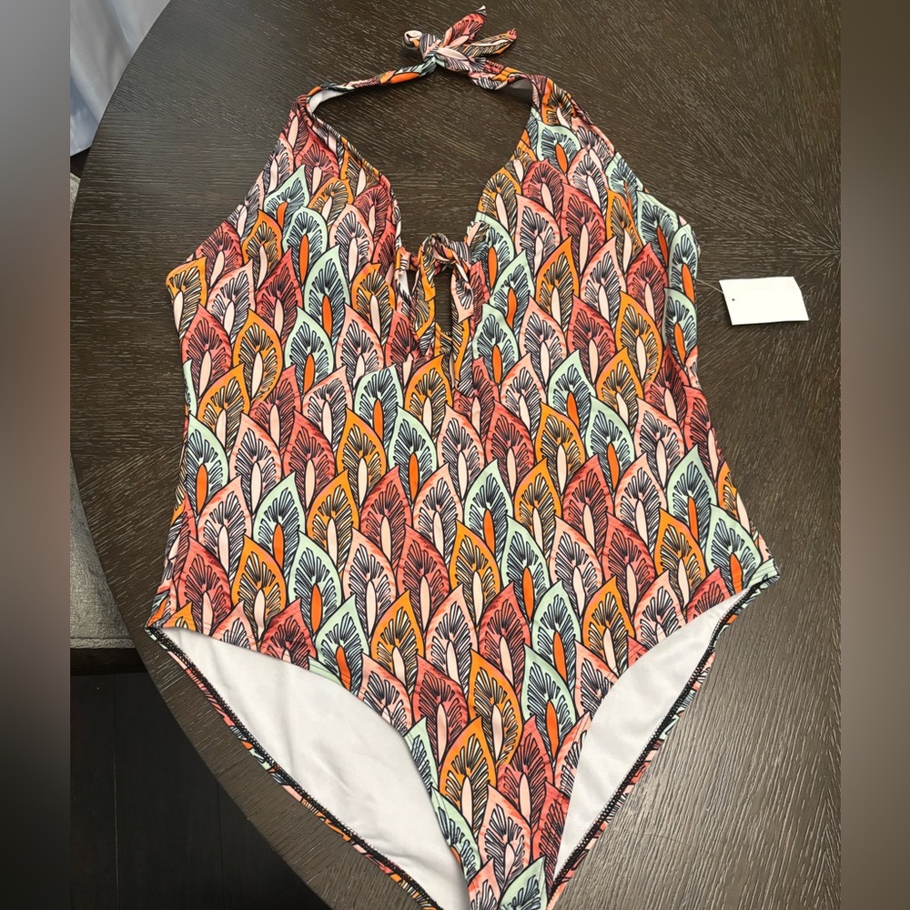 Colorful Leaf Pattern Swimsuit